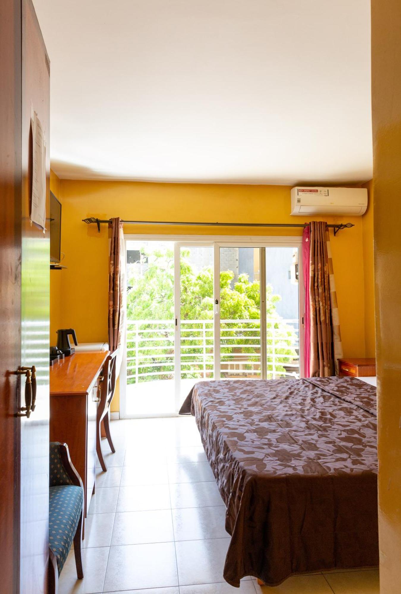 Residence De La Porte Du Millenaire Dakar Exteriör bild