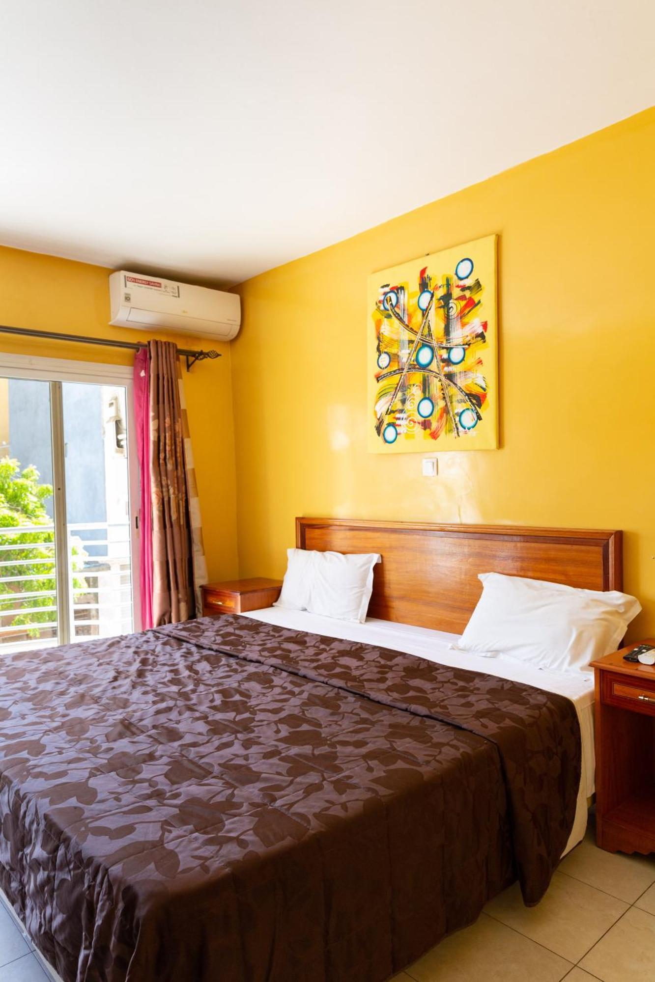 Residence De La Porte Du Millenaire Dakar Exteriör bild