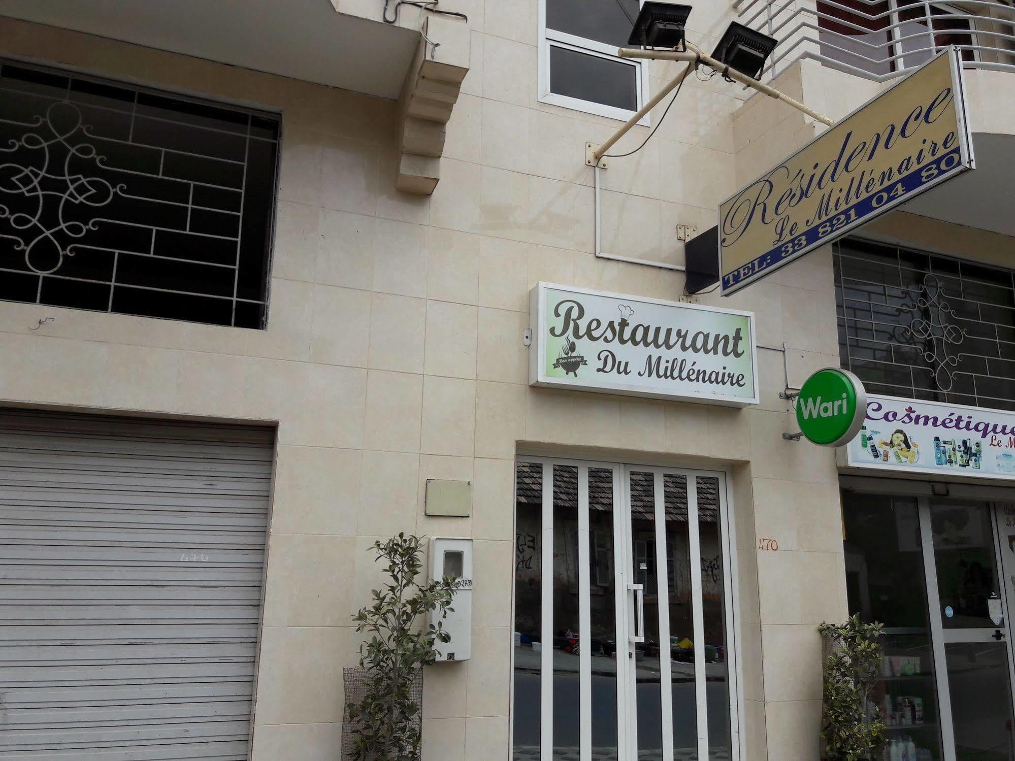 Residence De La Porte Du Millenaire Dakar Exteriör bild