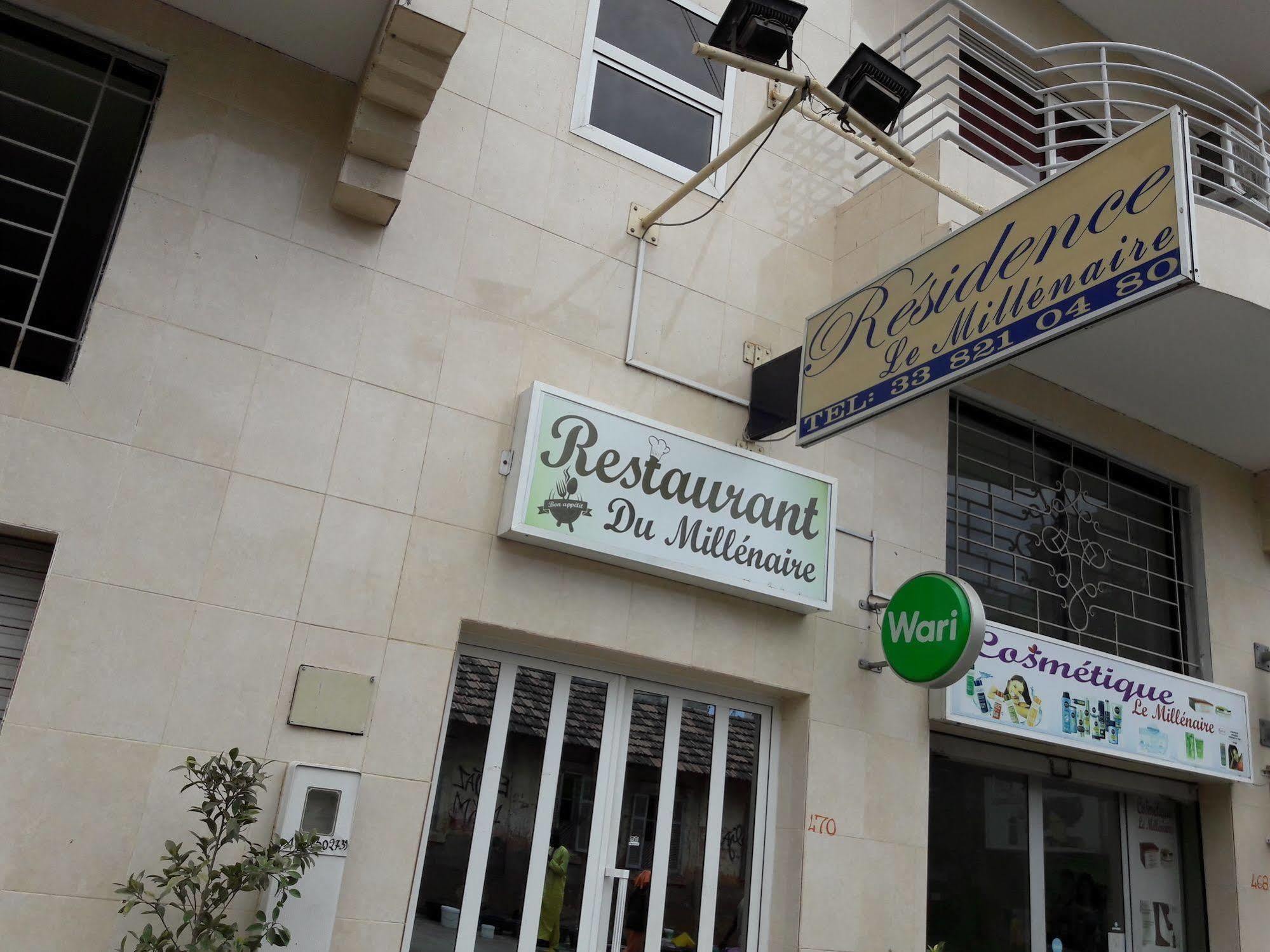 Residence De La Porte Du Millenaire Dakar Exteriör bild