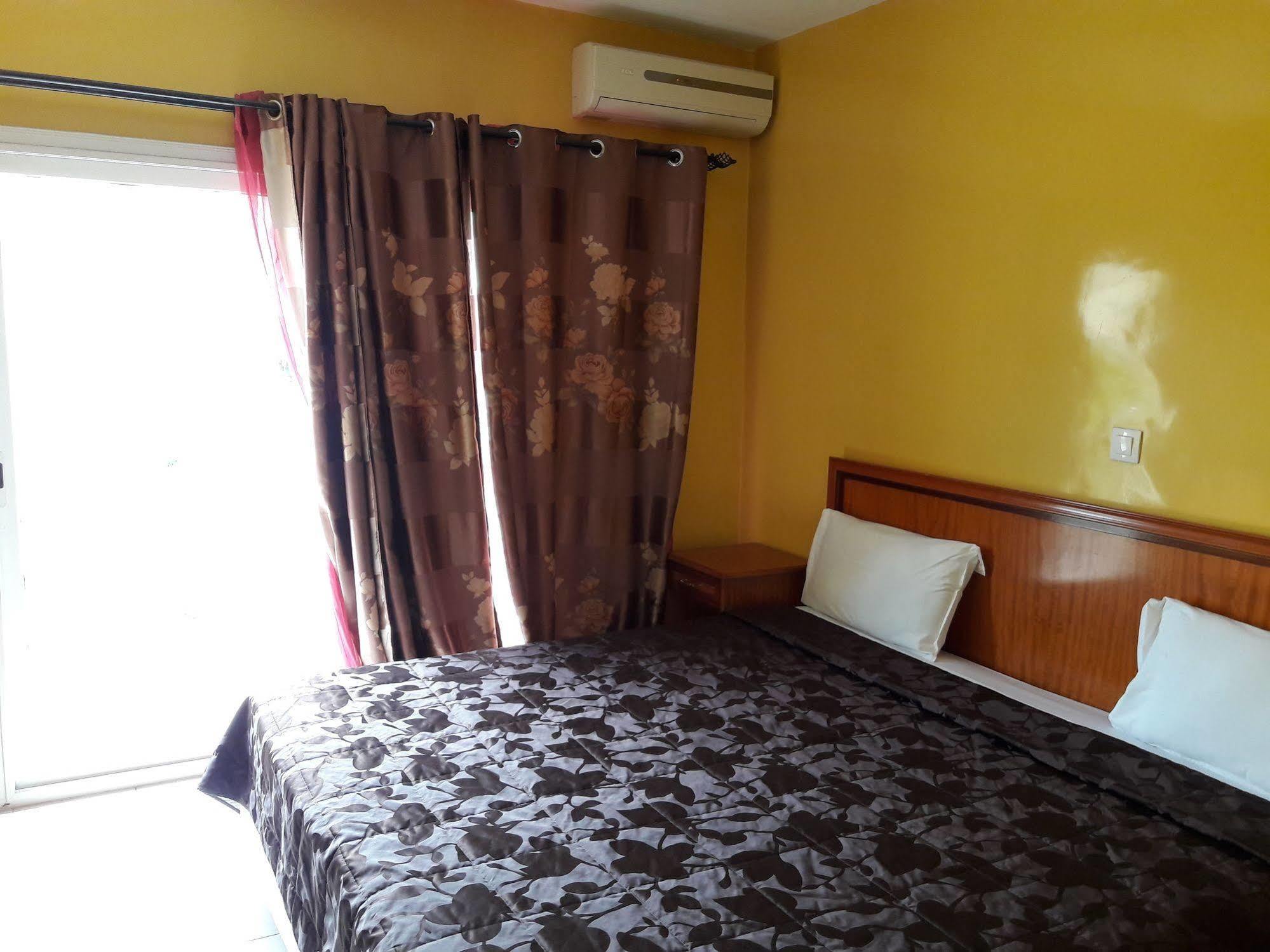 Residence De La Porte Du Millenaire Dakar Exteriör bild